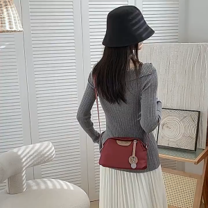 Multi compartment nylon fabric crossbody bag fashionable middle-aged mothers bag splash proof shoulder bag