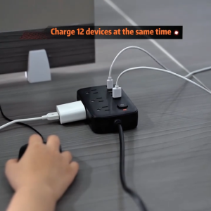 CHIEFWAY 12-IN-1 Flat Plug Power Strip Extension Cord Multi-plug with 6 AC Outlets/4 USB A/2 USB CSurge Protection