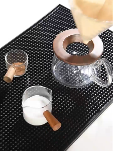 แผ่นรองบาร์ แผ่นรองเคาเตอร์บาร์ แผ่นยางกันลื่นทนความร้อน สำหรับบาร์กาแฟ แผ่นยางกันลื่น แผ่นยางรองเชคเกอร์ ​อุปกรณ์เชคเกอร์