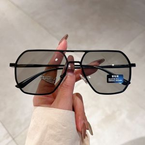Photochromic Square Polarized Glasses for Men and Women Metal Frame Ideal for Driving