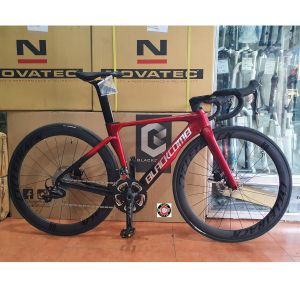 Blackcomb Full Carbon Road Bike: 700c Shimano 105 (2x11)speed