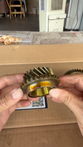 เฟืองเกียร์5 นิสสัน BIG-M บิ๊กเอ็ม ฟรอนเทีย  21/39ฟัน  อัตราทดเดิม TD BDI ZD NISSAN FRONTIER