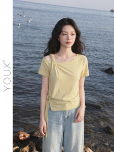 YOUXIANG | Áo Thun Trễ Vai Thiết Kế Dây Đeo Độc Đáo