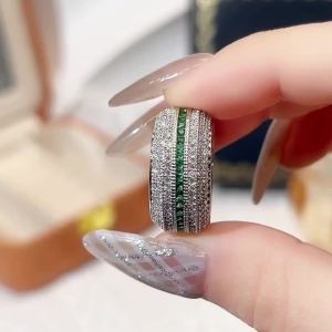 Huitan Luxury Cubic Zirconia Promise Rings for Women Simple Design Fashion Female Finger Accessories Gift OL Ring Trendy Jewelry