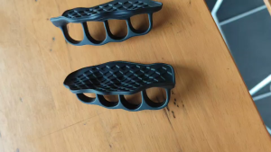 แผ่นยางสวมมือยกดัมเบล Grips pad จับแน่น ใช้งานง่าย ส่งในไทย