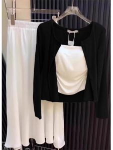 HUOLISI | French Style Round Neck Long Sleeve Knit Cardigan Slim Fit