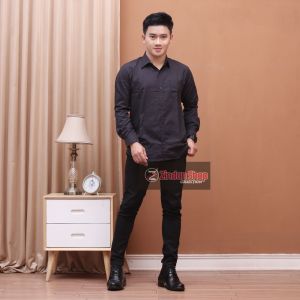 Kemeja Pria Putih Polos Lengan Panjang