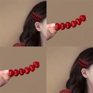Sweet Red Heart Shaped Hair Clip All Purpose Duckbill Hair Accessories New Design Curly Arc Hair Grips Fashionable Hair Decorations