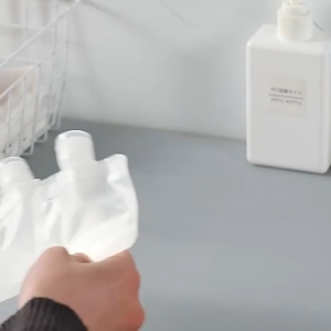 ถุงใส่น้ำฝาเกลียว ก้นตั้งได้ ฝา 0.86 cm และ 1.5 cm ขนาด 30-500 ml วัสดุ PP/PE ทนอุณหภูมิ -20 ถึง 100 องศา บรรจุ 50 ใบ