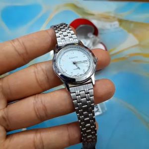 Đồng hồ nữ Kabana dây thép không gỉ second hand si nhật- đã qua sử dụng