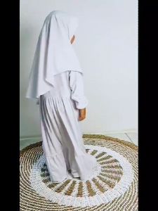 Gamis Anak Perempuan Set Jilbab Terbaru 5 - 15 Tahun