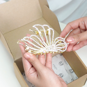 Mikana Whimsy Wings Yukimura Butterfly Metal hair clamp for women accessories trendy hair clam claw