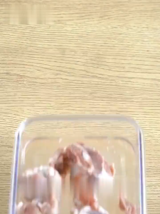 Miếng lót thấm hút thực phẩm – Combo 30 miếng – Giữ tươi thịt cá chống rỉ nước nhiều size tiện lợi