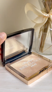 HOJO Highlighter Pallete Shimmer Glitter Powder Waterproof Long Lasting Make Up Wajah 3D Glowing