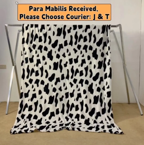 Funny Home - Blanket Velvet Fleece -Black and White Design (135 cm X 200 cm)