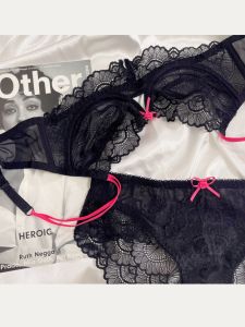 Black Lace Intimates Womens Ultra-Thin Natural-looking Push up Breast Holding Push-up Soft Steel Ring Bra Set Bra