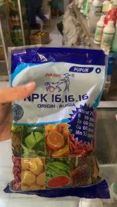 Penyubur Buah / Pelebat Buah NPK 161616 Pak Tani