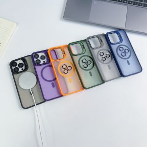 เคสแม่เหล็กไร้สายสำหรับ iPhone 15Pro Max 15 Pro Max รองรับ Magsafe พร้อมขาตั้งและเลนส์กระจกป้องกัน