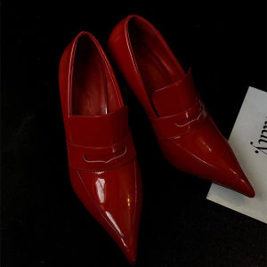 Red Retro Pointed Toe High Heels Smile Ape~ Slope Heel Womens Shoes French Mary Janes Small Leather Shoes Fashionable Sensation