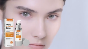 JAYSUING Facial Vitamin C Serum For Face Whitening Dark Spot Remover Essence Fade Freckle Hydrating 30ml