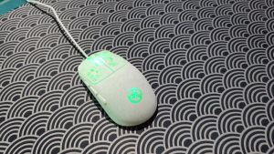 เมาส์ HXSJ S100 Wired Gaming Mouse เมาส์เกมมิ่งแบบมีสาย มีแสงไฟ RGB ความละเอียด 3600 DPI ความหน่วงต่ำ น้ำหนักเบา ดีไซน์หรูทนทาน