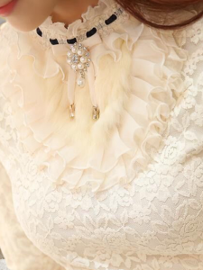 เสื้อเชิ้ตคอวีแขนยาวผู้หญิง ผ้าลูกไม้ หนา ทรงเข้ารูป อบอุ่น แฟชั่นฤดูใบไม้ร่วง ฤดูหนาว เสื้อชั้นในผู้หญิง ลดอายุ