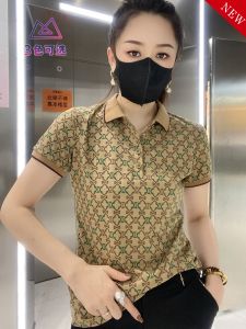 เสื้อยืดคอโปโลลายสก็อตแขนสั้นทรงสลิมฟิตสำหรับผู้หญิงในช่วงฤดูร้อนปี 2025 เสื้อยืดคอปกพับแบบลำลองที่สวมใส่ได้หลากหลาย