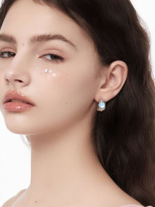 ต่างหูห่วงรูปตัว C ประกายหรูหรา ฝีมือหนัก ต้นฉบับ ดีไซน์ แสงจันทร์วันที่ไม่ซ้ําใครสไตล์ ผู้หญิง เครื่องประดับแฟชั่น