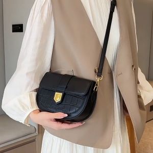 Women Fashion Elegant Classy Vintage Premium PU Leather Travel Outing Sling Bag Shoulder Bag Crossbody Handbag Chain Underarm Bag