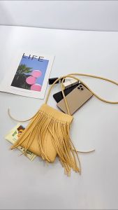 พู่สไตล์เกาหลี กระเป๋าสะพายข้างผู้หญิง หนัง PU 6 สี เวลาว่าง กระเป๋าเครื่องสำอางค์ กระเป๋าสตางค์