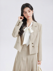 Light Beige Suit Jacket for Professional Interview in Spring