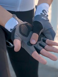 Santic Cycling Gloves Men Women Shockproof Breathable Non-slip Sports Bike Bicycle Short Finger Gloves