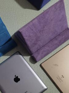 Improved Model Sponge Reading Stand Pillow for iPad And Mobile Phone Multi-Functional Cushion Triangular Modern Simplicity