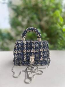 Túi 2hand đeo vai rất mini nhà Da Dà vải dạ tweat của Mỹ -T453