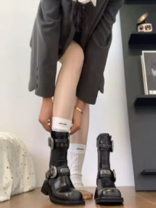 Zhao Zhaoyi White Deer Same Style Boots Retro Fashion Short Boots for Women 2024 New Mocassins Medium High Heel Riders Boots