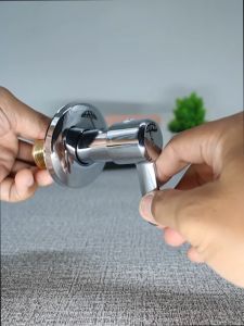 Kran Tanam Engkol Kran Wall Shower Stop Keran 1/2 inch Kuningan JS-61