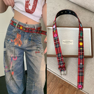 Retro Red Womens Belt 2025 New Small Design Sense Jeans Leather Belt Fashion High-End Waist Seal Versatile Alloy Buckle