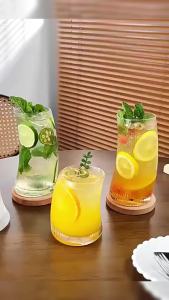 AU 350ml 500ml Creative Vertical Lines Crescent Shaped Glass Juice Beverages Cocktail Glass Water Glass