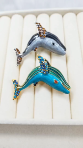 [ Woosilver ] Trâm Cài Áo Hình Cá Voi Biển – Cá Tính & Độc Đáo