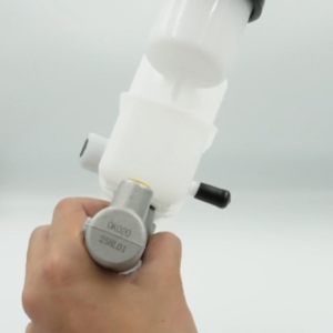 แม่ปั้มเบรค แท้ ราคา (47201-0K020) ยี่ห้อ TOYOTA รุ่น VIGO เกียร์ธรรมดา