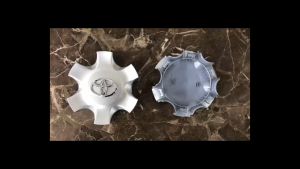 Logo chụp mâm ốp lazang bánh sau xe ô tô Toyota Fortuner 2005-2011 - Chất liệu nhựa ABS cao cấp