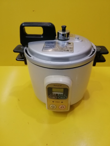 Nồi áp suất điện nội địa Nhật National SR-PM32 (3.2L) (105083)_Hàng nội địa Nhật đã qua sử dụng điện 100V