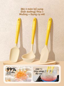 MAGIC KITCHEN | Bộ Dụng Cụ Cho Bé Bao Gồm Dao Cạo Silicone và Muỗng