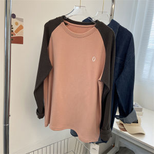 ต่อต้านวัยบล็อกสีแขนไหล่ หนาขึ้น เสื้อยืดแขนยาวผู้หญิง ฤดูใบไม้ร่วง ฤดูหนาว หลวม พอดีสบาย นุ่ม ผ้าฝ้าย เสื้อฐาน