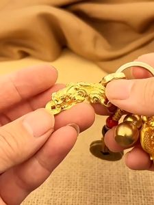 十二生肖 钥匙扣 金钥匙 招财 聚宝盆 Key Holder Pouch 貔貅 葫芦 补财库 送朱砂 开光 Fengshui Key Chain  风水 转运 钥匙吊坠  Dua belas perhiasan zodiak  Loket kereta bertuah