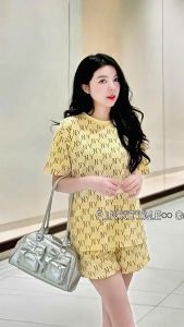 Bộ Cotton Nữ Set Áo Phông Tay Cộc In Hình V Phối Quần Đùi Form Vừa Freesize <60kg Hoài Cheeze