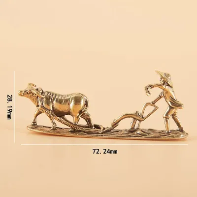 Bronze Sculpture Table Decoration Retro Vintage Style Metal Craftwork Handheld Piece Home Decorative Ornaments Table Pets