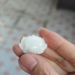 TIMESWIND Natural White Jade Lotus Lucky Women Necklace Y1N