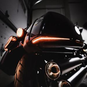 Đèn Báo LED Xi Nhan Đèn Phanh Đèn Chạy Ban Ngày Cho Túi Yên Sau Harley SOFTAIL LOW RIDER ST FXLRST El Diablo FXRST SPORT GLIDE Red Tracer