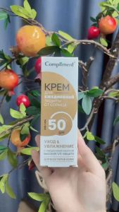 Kem Chống Nắng Compliment Spf 50+ Chống Tia UVA/UVB 50ml